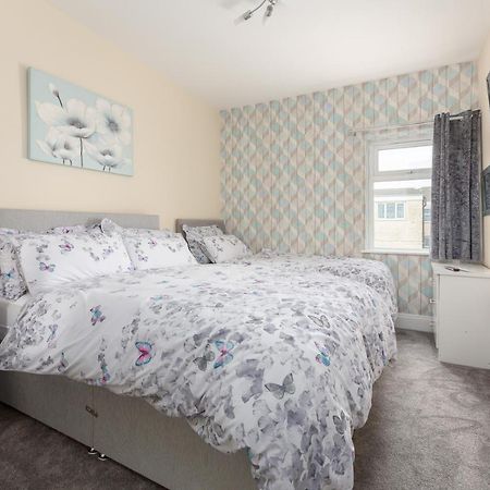 Eden - Family Apartment, Wifi & Parking Blackpool Eksteriør bilde