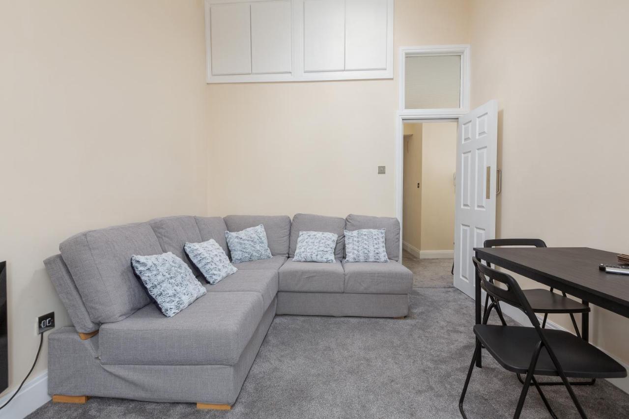 Eden - Family Apartment, Wifi & Parking Blackpool Eksteriør bilde